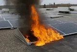 Rủi ro không ngờ từ tấm pin năng lượng mặt trời trên mái nhà