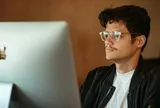Người trẻ Châu Âu đang "yêu" một thuật toán: Sự trỗi dậy của đế chế hỗ trợ cảm xúc ChatGPT