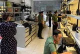 16 tổ công tác đồng loạt kiểm tra đột xuất 18 cơ sở kinh doanh kính mắt