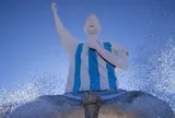 Argentina khánh thành bức tượng Lionel Messi cao nhất thế giới