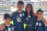 Vợ Messi xúc động nói lời yêu, siêu sao Argentina phản ứng gây sốt