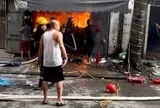 Cháy nhà 4 tầng ở Hà Nội, nghi có người mắc kẹt