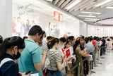 Sức hút khủng của UNIQLO tại Đà Nẵng: Hàng nghìn lượt khách đổ về trong ngày đầu tiên khai trương