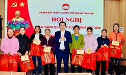 Hải Phòng: Tết sẻ chia đến với các gia đình khó khăn ở xã Trần Phú