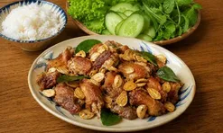 Cách làm thịt vịt cháy tỏi ngon, chuẩn vị quán chỉ với vài bước đơn giản