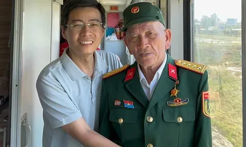 Hành khách kể chuyện gặp cựu binh Trần Văn Thanh trên tàu Thống Nhất