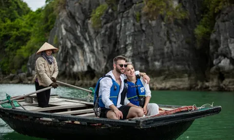 Tin mới vụ 'tỷ phú' Mỹ sắp bay trực thăng đến nghỉ dưỡng tại Hạ Long