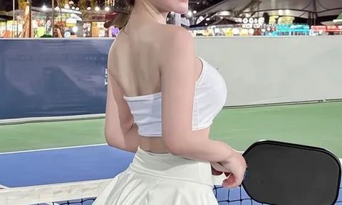 Tới sân pickleball muộn giờ, tôi nổi cáu vì đề nghị khiếm nhã: "Người lịch sự không ai làm thế"