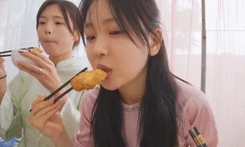 Cô gái Hàn dự đám cưới ở Quảng Ninh, bất ngờ trước mâm cỗ toàn đặc sản