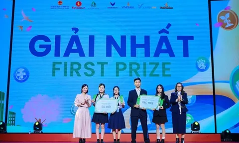 Cặp học sinh Đắk Lắk và Hà Nội giành quán quân cuộc thi Tiếng nói Xanh mùa 3