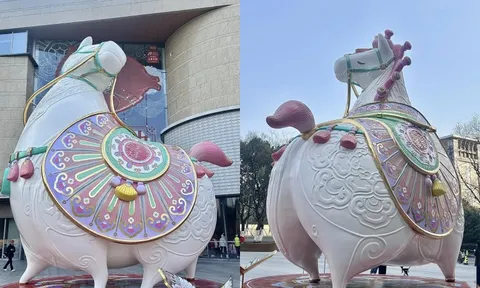Linh vật ngựa 'béo như heo' ở Trung Quốc