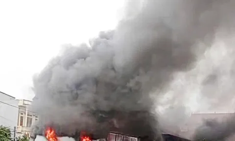 Cháy dữ dội nhà tình thương nuôi trẻ khuyết tật