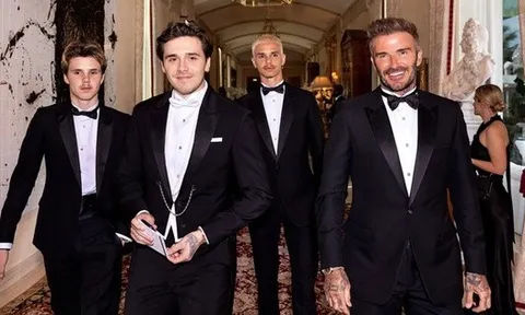 "Drama" nhà Beckham lại có biến: Cruz Beckham bất ngờ có động thái lạ dành cho anh trai Brooklyn!