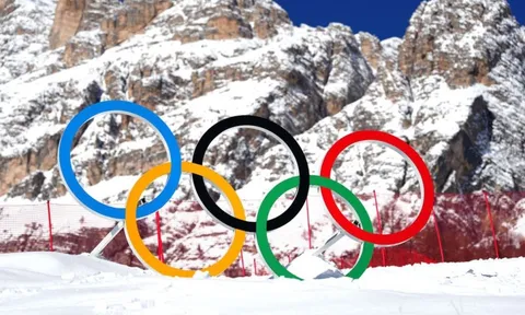 Drama Olympic: Choáng váng vì 10.000 bao cao su hết sạch chỉ trong 3 ngày, Valentine của các VĐV quá "cháy"