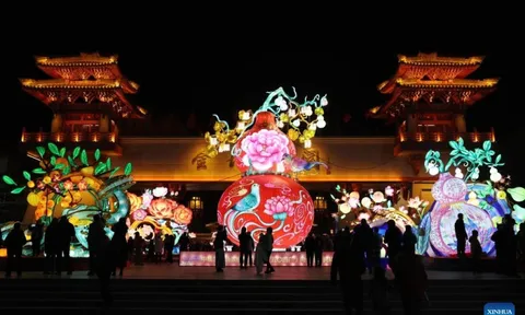 Thế giới tưng bừng đón giao thừa Tết Bính Ngọ