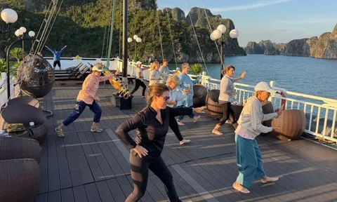 Việt Nam hút tour du lịch 'chỉ có phụ nữ'