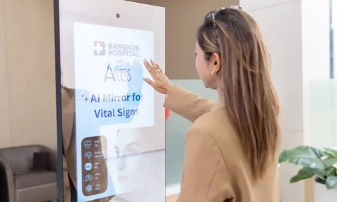 Gương AI đo dấu hiệu sinh tồn, camera tàng hình trong cơ thể