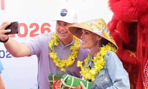 Tàu biển chở khách quốc tế nườm nượp đến Đà Nẵng