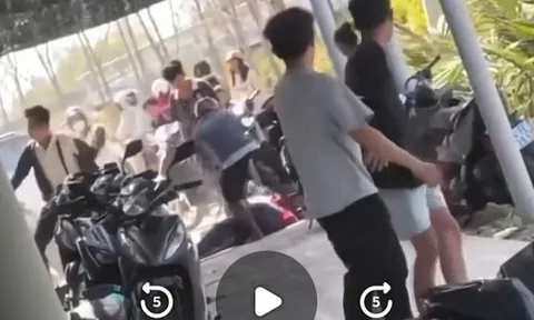 Đoạn clip ngắn về vụ việc xảy ra ở Cà Mau khiến nhiều người bức xúc