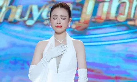 Nữ ca sĩ 29 tuổi đi hát tiệc kín gặp tình huống nhạy cảm