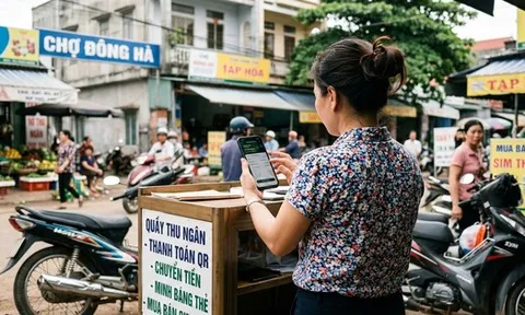 Người phụ nữ hoảng hốt khi chuyển nhầm hơn 1 tỉ đồng cho người lạ ở TPHCM