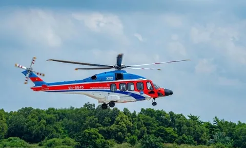 Tour trực thăng ngắm TP.HCM chính thức mở từ hôm nay