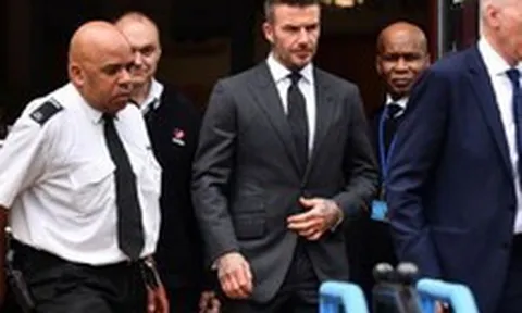 Bê bối khiến Beckham "chao đảo" sự nghiệp