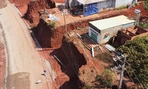 Toàn cảnh vụ nhà dân cheo leo bên mép vực gây bức xúc ở Đồng Nai