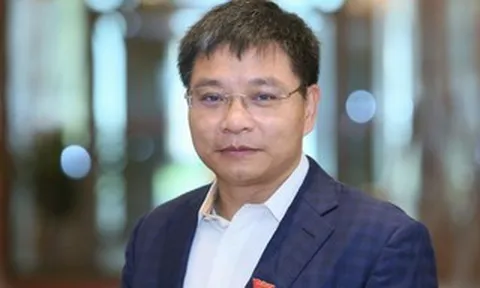 Bộ trưởng Tài chính Nguyễn Văn Thắng 
làm Phó Thủ tướng Chính phủ