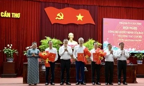 Cần Thơ công bố quyết định của Ban Bí thư về công tác cán bộ