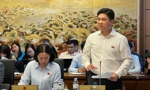 ĐBQH: Mua bán xe máy 1-2 triệu đồng cũng phải công chứng, rất mất thời gian