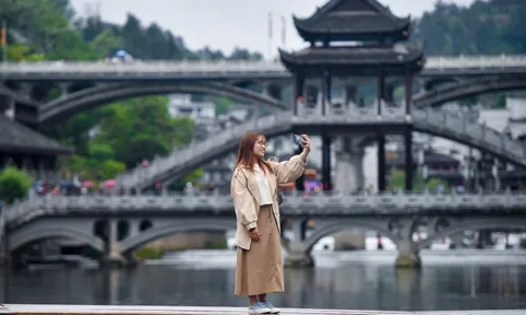 Mọi lời hứa 'bao đậu visa' đều là lừa đảo