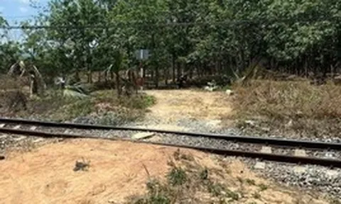 Tìm nhân thân người phụ nữ tử vong trên đường sắt Bắc - Nam