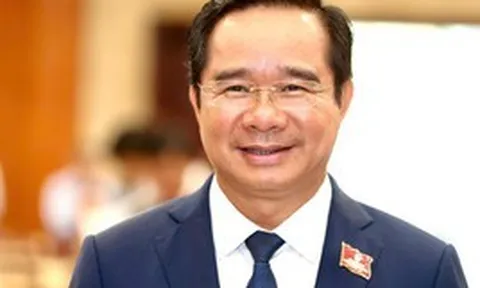 Phân công công tác Chủ tịch và các Phó Chủ tịch UBND TPHCM