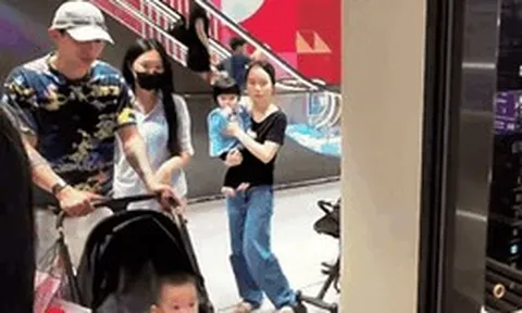 "Team qua đường" gặp Văn Hậu - Doãn Hải My sánh đôi đi TTTM, chàng cầu thủ gây thiện cảm vì 1 hành động tinh tế