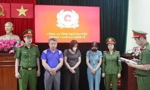'Hoa hồng’ len vào bữa ăn học đường: Hồi chuông từ vụ hiệu trưởng bị khởi tố