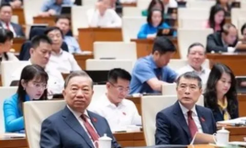 Quốc hội họp phiên bế mạc, quyết định nhiều nội dung quan trọng, cấp bách