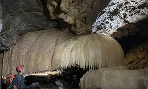 Choáng ngợp với hình ảnh 26 hang động mới ở Phong Nha - Kẻ Bàng vừa phát hiện