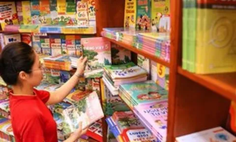Vì sao chọn bộ SGK "Kết nối tri thức với cuộc sống" dùng chung toàn quốc?