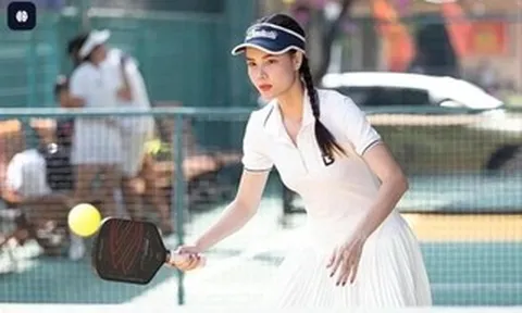 Siêu mẫu Kỳ Hân với giải Pickleball vì học sinh nghèo hiếu học