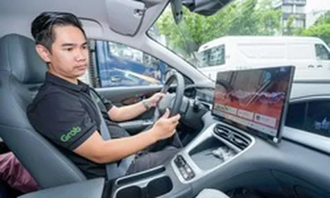 Grab bắt tay Tasco Auto