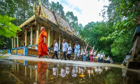 Chùa Dơi có thật trong phim trăm tỷ 'Heo 5 móng'