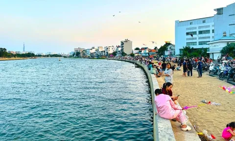 Khuyến cáo không hóng gió, check-in ở 'biển Gò Vấp thu nhỏ'