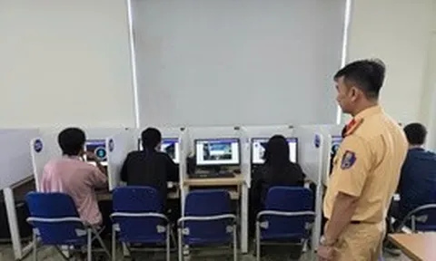 Bị trừ hết điểm giấy phép lái xe: Thi lại khó gấp đôi