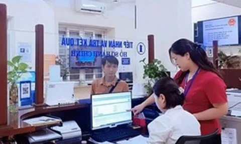 Từ 1/9/2026: Người dân đến cơ quan nhà nước được dùng điện thoại chụp tài liệu khi yêu cầu cung cấp thông tin