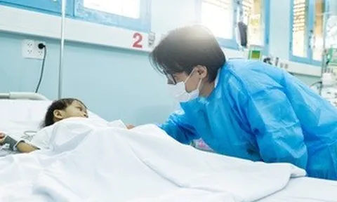 "Chồi Việt Nam" của ca sĩ Hà Anh Tuấn tiếp sức khát vọng sống cho bệnh nhi hiểm nghèo
