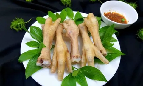 Luộc chân gà bao lâu thì chín? Cách luộc chân gà ngon