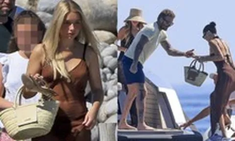 Tiểu thư Harper Beckham diện váy 2 dây khoe body phổng phao nhưng bị chê "già" hơn tuổi, Beckham lịch thiệp với người đẹp trước mặt Victoria