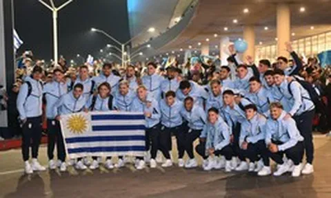 Sự cố: Chuyên cơ của ĐT Uruguay bị từ chối nhập cảnh vào Mỹ, đối mặt nguy cơ bị xử thua vì vắng mặt ở World Cup