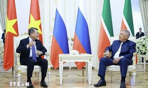 Thủ tướng Lê Minh Hưng: Quan tâm hợp tác với các doanh nghiệp công nghiệp mũi nhọn Tatarstan